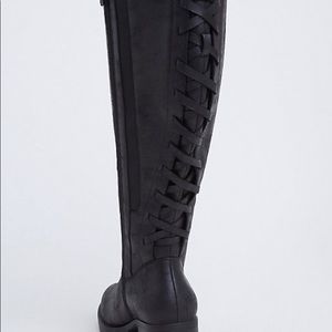 KNEE-HIGH BOOT (WIDE WIDTH)